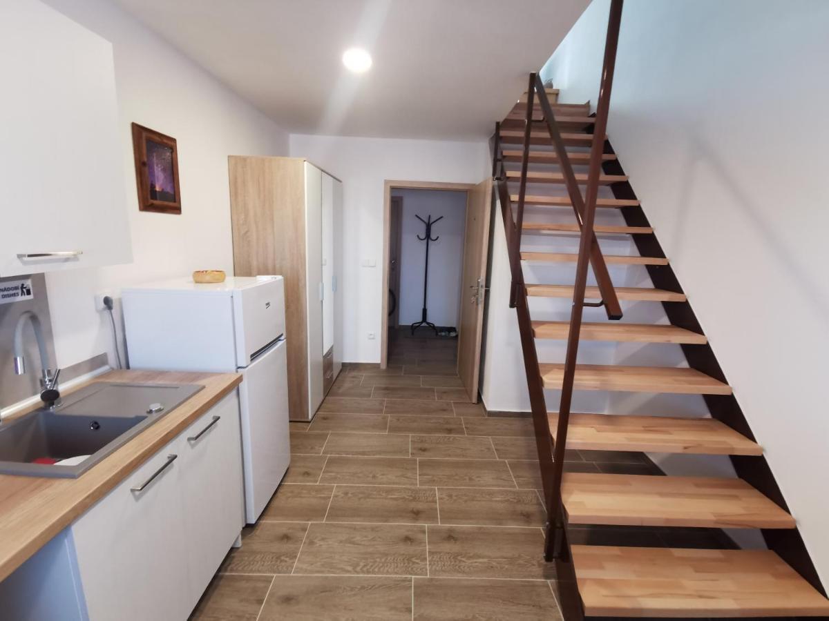 Apartmany Svitkov 79 ปาร์ดูบิตเซ ภายนอก รูปภาพ