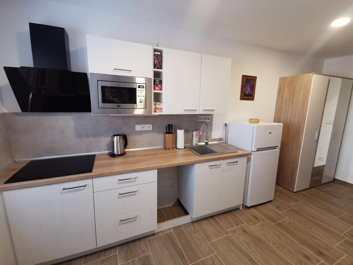 Apartmany Svitkov 79 ปาร์ดูบิตเซ ภายนอก รูปภาพ