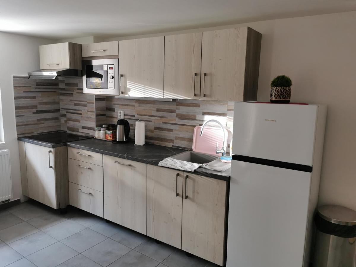 Apartmany Svitkov 79 ปาร์ดูบิตเซ ภายนอก รูปภาพ